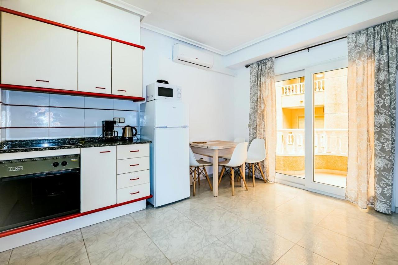 Apartamento Alegria Id105 Torrevieja Bagian luar foto