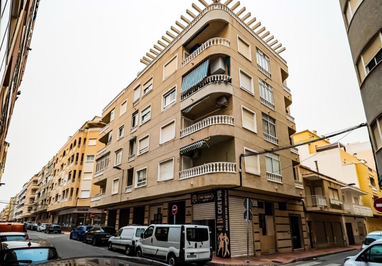 Apartamento Alegria Id105 Torrevieja Bagian luar foto